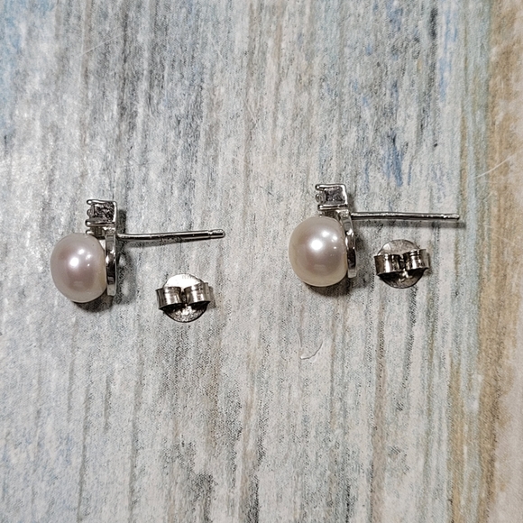 925 Pearls Earrings. - Picture 4 of 9